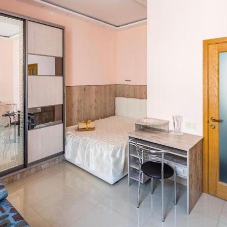 Apartment Svobody Λβιβ Εξωτερικό φωτογραφία