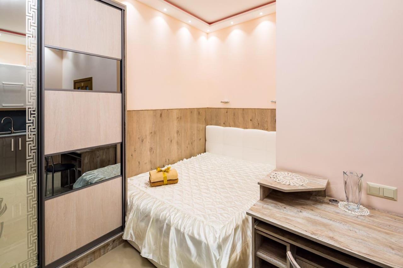 Apartment Svobody Λβιβ Εξωτερικό φωτογραφία