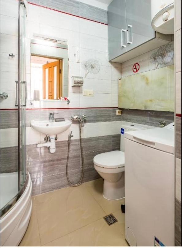Apartment Svobody Λβιβ Εξωτερικό φωτογραφία