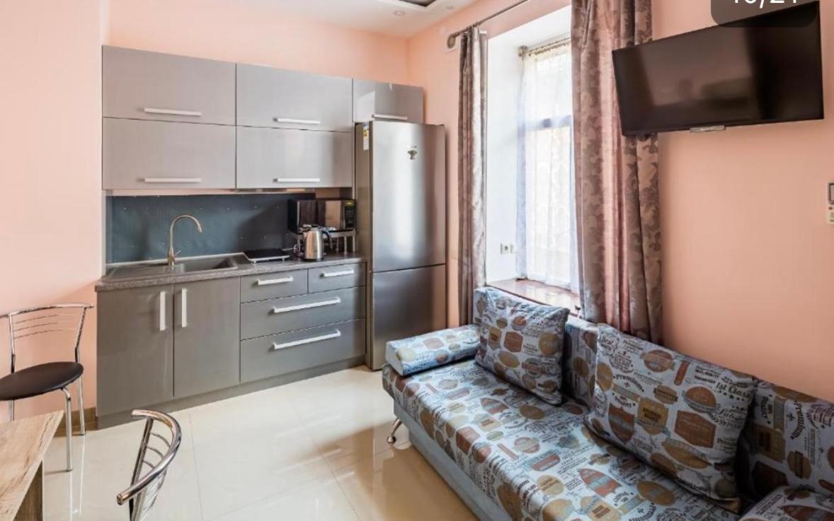 Apartment Svobody Λβιβ Εξωτερικό φωτογραφία