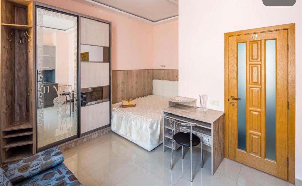 Apartment Svobody Λβιβ Εξωτερικό φωτογραφία